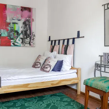 Malwa Apartment *